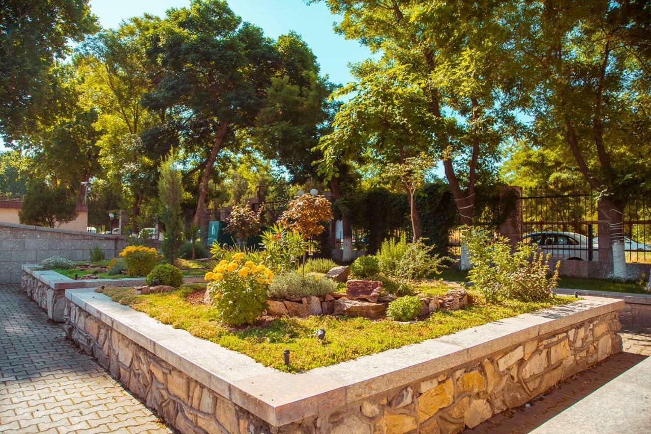 Shodlik Palace Taskent Exterior foto